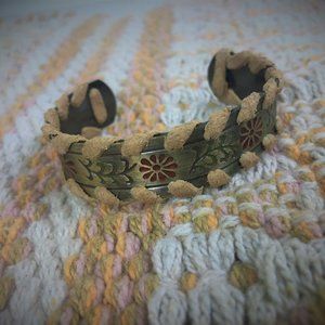 60s 70s woodstock hippie brass leather floral engraved cuff bracelet